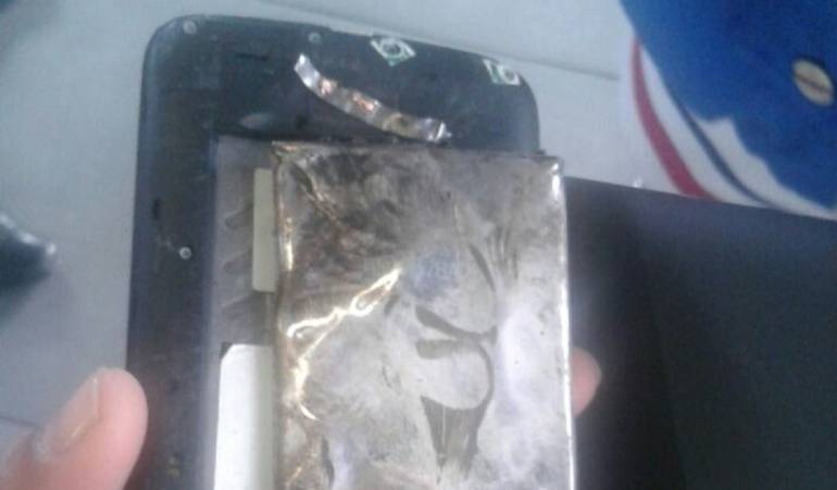 Celular estalla en el bolsillo de una persona: Habla ciudadano venezolano a quien se le estalló el celular en el bolsillo