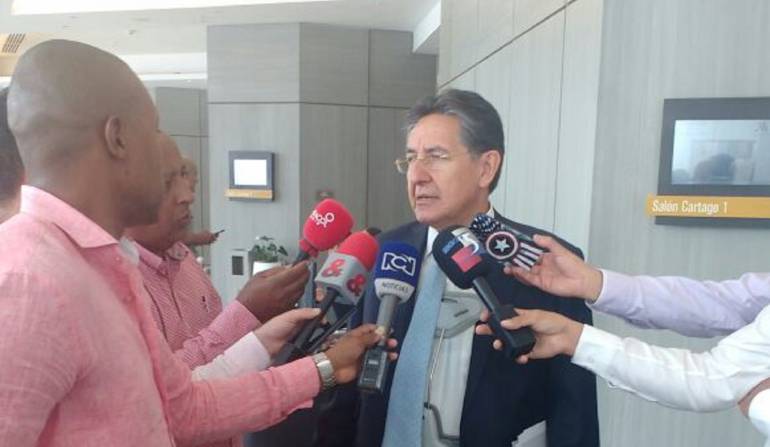 Exviceministro: Exviceministro de Transporte hablará sobre financiamiento de las campañas: Fiscal