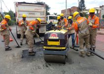 En Medellín se incrementa el parcheo de huecos