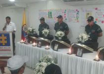 Entregan a sus familiares restos óseos de victimas de paramilitares