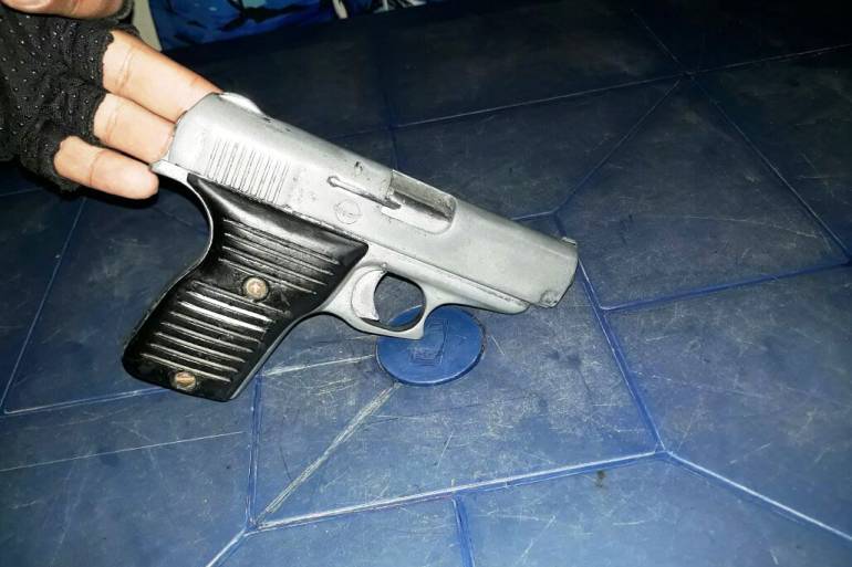 Fueron capturadas tres personas por porte ilegal de armas de fuego en Cartagena: Fueron capturadas tres personas por porte ilegal de armas de fuego en Cartagena