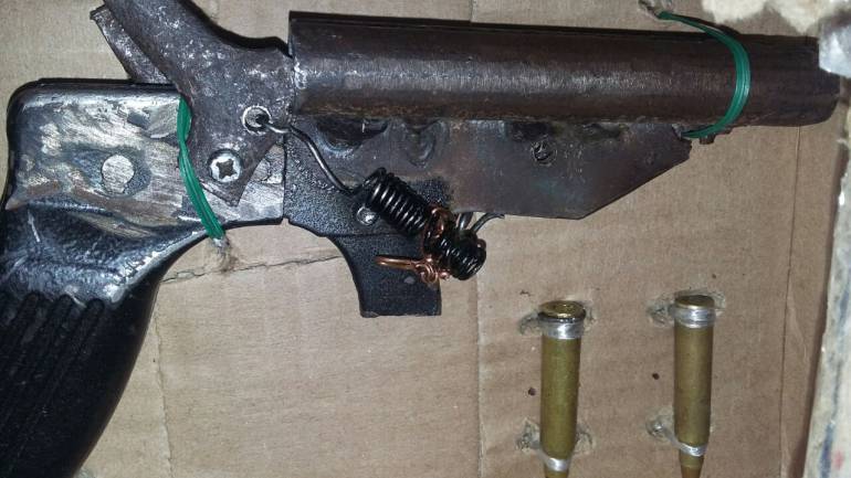 Ocho capturados y cuatro armas de fuego incautadas en distintos operativos en Cartagena: Ocho capturados y cuatro armas de fuego incautadas en distintos operativos en Cartagena