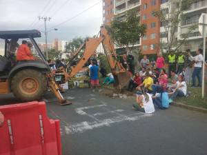 Protestas: Protestas en el Valle del Lili en rechazo a construcción de Terminal Sur del MIO Protestas: Protestas en el Valle del Lili en rechazo a construcción de Terminal Sur del MIO