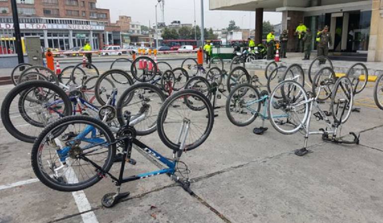 Ciclistas Plaza de Bolívar robos: Ciclistas protestan en la Plaza de Bolívar por incremento de robos