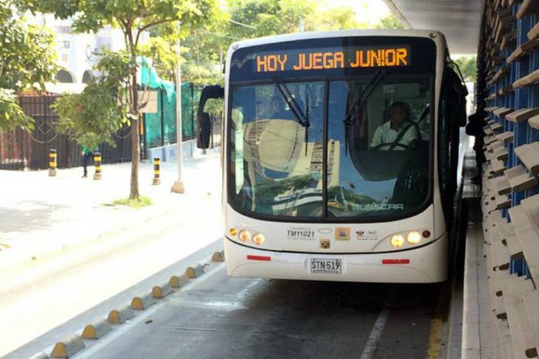 Autoridades refuerza operativos de movilidad hacia el Metropolitano