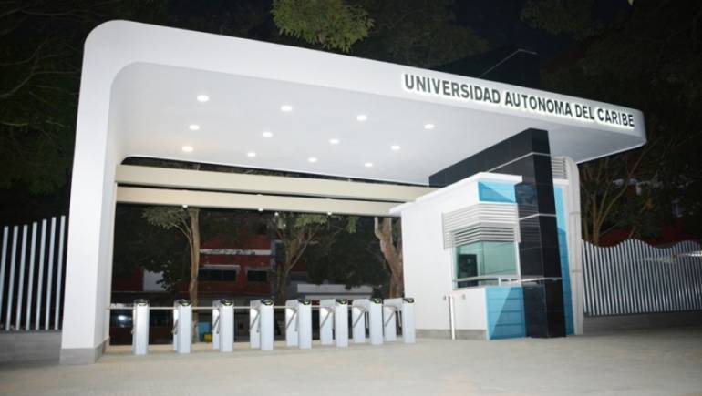 Fachada de la Universidad Autónoma del Caribe