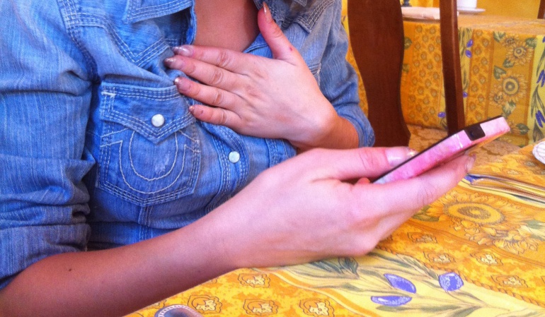 Sexting en Colombia: Menores y hasta religiosos han sido víctimas de extorsión por sexting en Colombia
