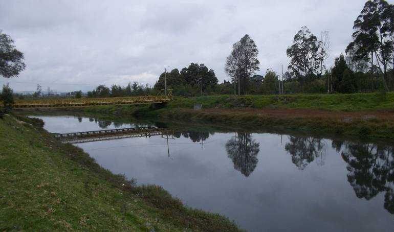 Río Bogotá contaminación medio ambiente Bogotá: $1.000 mensuales pagarán los ciudadanos de la capital para descontaminar el río Bogotá