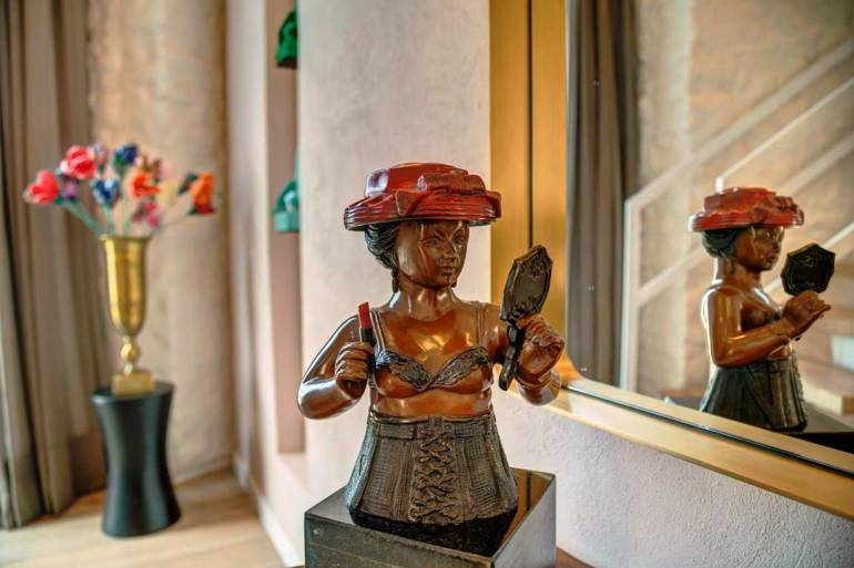 La obra del maestro cartagenero Enrique Grau en el Hotel Sofitel Legend Santa Clara: La obra del maestro cartagenero Enrique Grau en el Hotel Sofitel Legend Santa Clara