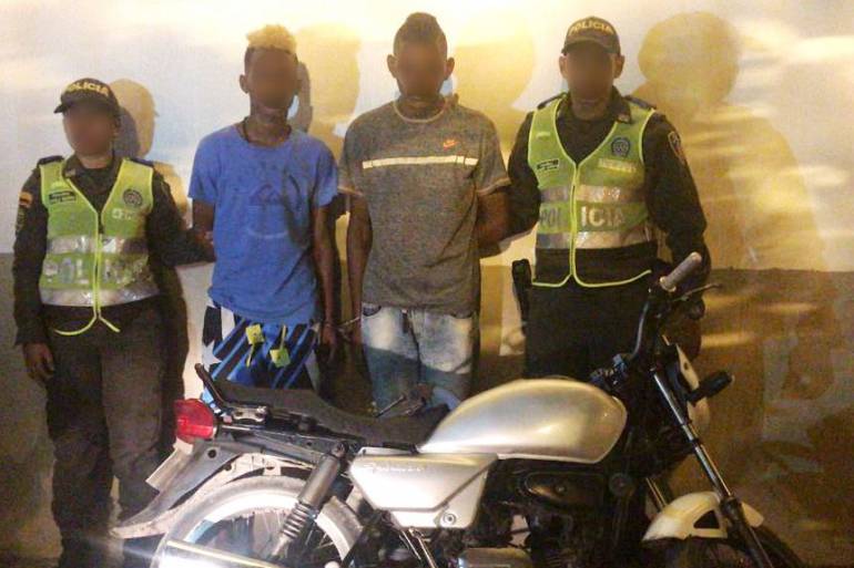 Capturan tres asaltantes que tenían azotados los barrios El Carmelo y Marbella en Cartagena: Capturan tres asaltantes que tenían azotados los barrios El Carmelo y Marbella en Cartagena