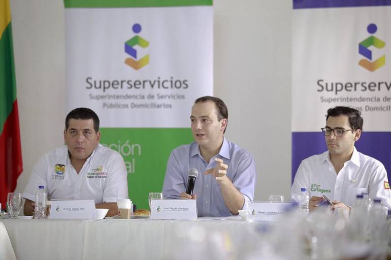 Superservicios y Defensoría del Pueblo se unirán por los derechos de los usuarios: Superservicios y Defensoría del Pueblo se unirán por los derechos de los usuarios