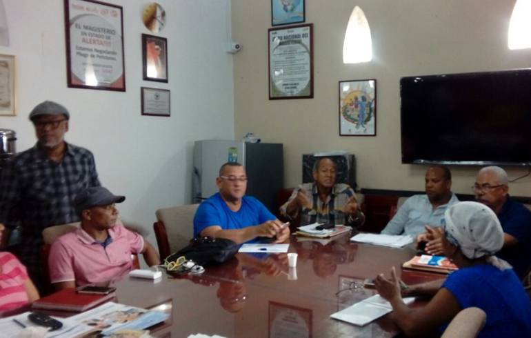 Maestros de Cartagena rompen relaciones con Gobierno Distrital: Maestros de Cartagena rompen relaciones con Gobierno Distrital