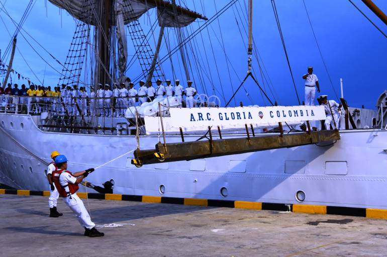 Buque escuela ARC “Gloria” da inicio a la primera fase de su crucero de grumetes: Buque escuela ARC “Gloria” da inicio a la primera fase de su crucero de grumetes