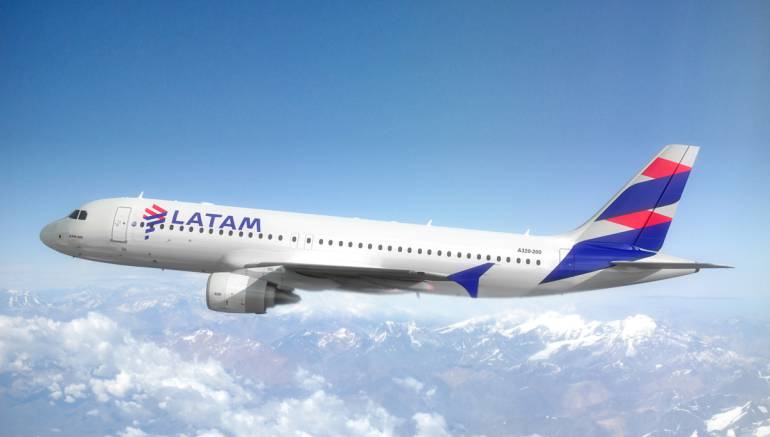 LATAM incrementará vuelos en la ruta Cartagena-Lima