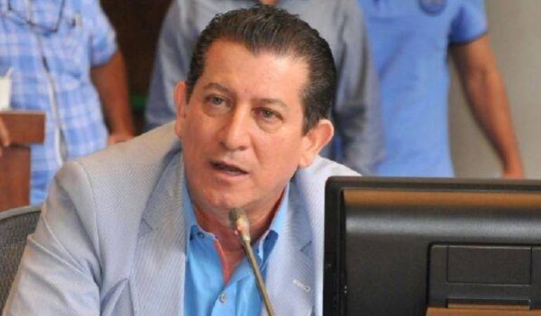 Médico y concejal Ramón Acevedo denuncia amenazas de muerte