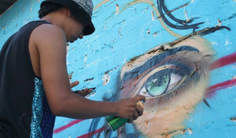 Arte urbano en capital del Tolima para celebrar y promover la paz: Grafiteros de Ibagué se unieron para pintar la ciudad