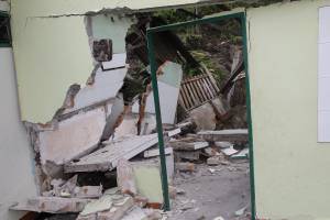 CIERRAN DE FORMA TOTAL LA CARRETERA BUCARAMANGA SAN VICENTE DE CHUCURÍ DEBIDO A UNA FALLA GEOLÓGICA INVIERNO: Video: Cerrada la carretera Bucaramanga San Vicente por falla geológica CIERRAN DE FORMA TOTAL LA CARRETERA BUCARAMANGA SAN VICENTE DE CHUCURÍ DEBIDO A UNA FALLA GEOLÓGICA INVIERNO: Video: Cerrada la carretera Bucaramanga San Vicente por falla geológica