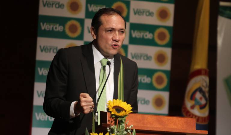 Oposición Política.: Oposición exige asiento en comisión asesora de relaciones exteriores