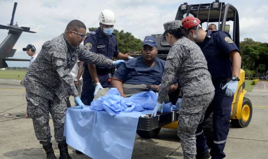 Traslado de un hombre con obesidad desde Nariño hasta Cali en helicoptero: Hombre que pesa 400 kilos fue llevado en helicóptero para atención médica Traslado de un hombre con obesidad desde Nariño hasta Cali en helicoptero: Hombre que pesa 400 kilos fue llevado en helicóptero para atención médica