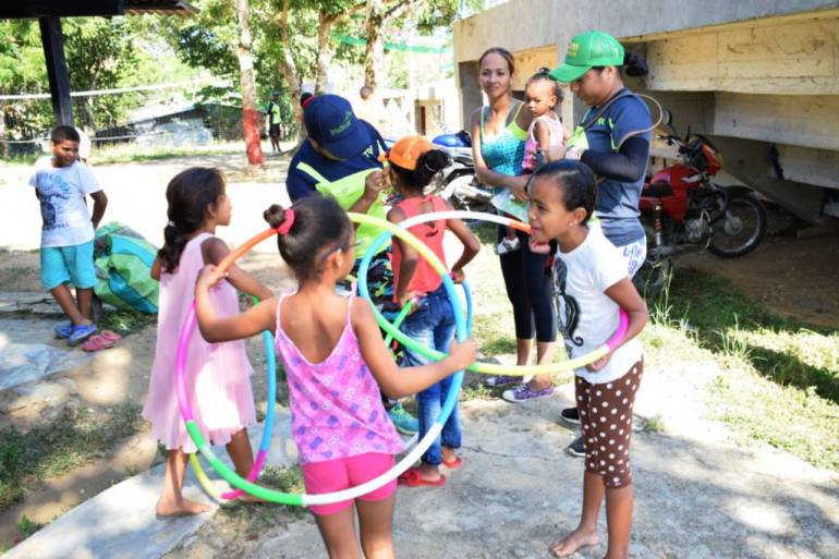Más de 400 niños disfrutan de jornadas deportivas y recreativas en Arjona Bolívar: Más de 400 niños disfrutan de jornadas deportivas y recreativas en Arjona Bolívar