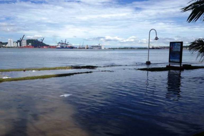 Senador Fernando Araújo radica acción popular por inundaciones en Cartagena: Senador Fernando Araújo radica acción popular por inundaciones en Cartagena