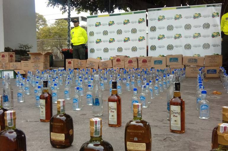 En plena semana Santa incautan más de 2.000 botellas de licor en Boyacá: En plena Semana Santa incautan más de 2.000 botellas de licor en Boyacá