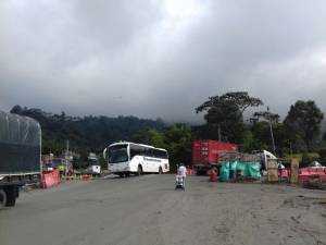 Esta carretera tendrá restricción de carga de 3.4 toneladas desde las 10 de la mañana Esta carretera tendrá restricción de carga de 3.4 toneladas desde las 10 de la mañana