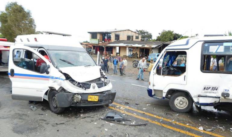 Popayán y Cali Siete heridos: Siete heridos en accidente de tránsito en la panamericana entre Popayán y Cali