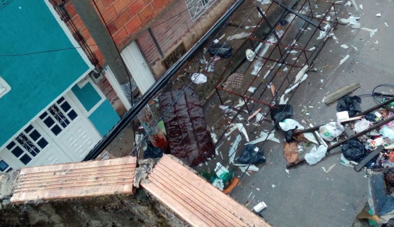 Bogotá: A 98 asciende el número de predios afectados por un vendaval en Usme
