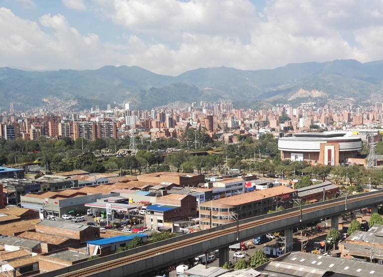 Sector construcción, Camacol, Antioquia: Solo 1 de cada 4 trabajadores de construcción retomó actividades