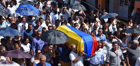 Baranoa despidió a su héroe asesinado en atentado del ELN Baranoa despidió a su héroe asesinado en atentado del ELN