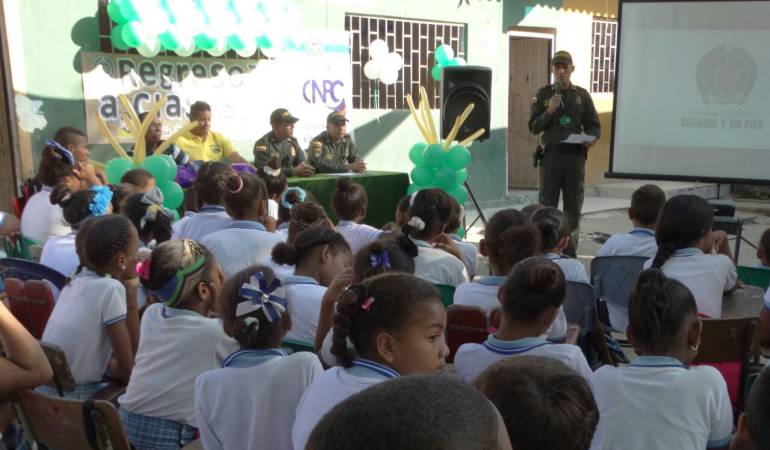 400 policías custodian los colegios del departamento de Bolívar