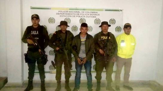 Capturan en Boyacá a venezolano presunto guerrillero del ELN: Capturan en Boyacá a venezolano presunto guerrillero del ELN Capturan en Boyacá a venezolano presunto guerrillero del ELN: Capturan en Boyacá a venezolano presunto guerrillero del ELN