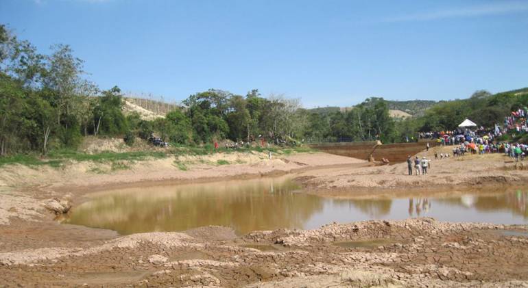 Lebrija está a dos metros de quedarse sin agua: Lebrija está a dos metros de quedarse sin agua
