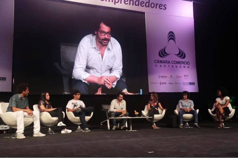 Cámara de Comercio de Cartagena forma 15 jóvenes en programación web