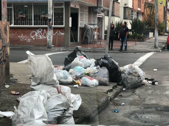 Quejas de basura en Bogotá: Persisten quejas por basuras en cuatro localidades de Bogotá Quejas de basura en Bogotá: Persisten quejas por basuras en cuatro localidades de Bogotá