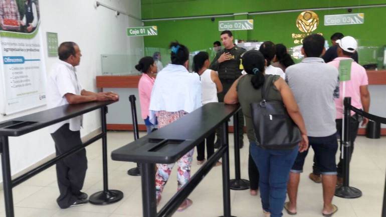La policía implementa campañas contra el fleteo en el sur de Bolívar: La policía implementa campañas contra el fleteo en el sur de Bolívar