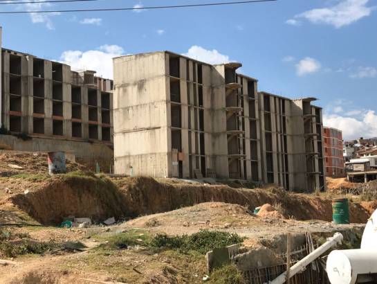 Nadie explica por qué demolerán las torres: familias que evacuarán en Tunja: Nadie explica por qué demolerán las torres: familias que evacuarán en Tunja Nadie explica por qué demolerán las torres: familias que evacuarán en Tunja: Nadie explica por qué demolerán las torres: familias que evacuarán en Tunja