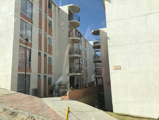Nadie explica por qué demolerán las torres: familias que evacuarán en Tunja: Nadie explica por qué demolerán las torres: familias que evacuarán en Tunja Nadie explica por qué demolerán las torres: familias que evacuarán en Tunja: Nadie explica por qué demolerán las torres: familias que evacuarán en Tunja