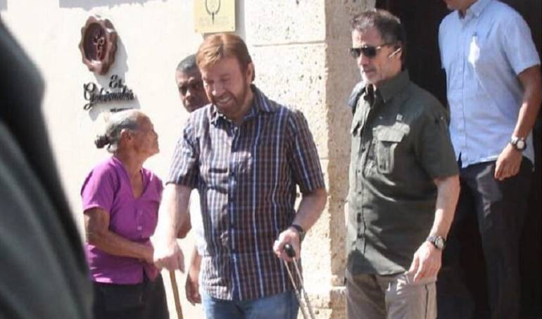 Chuck Norris está en Cartagena para grabar un comercial de cervezas