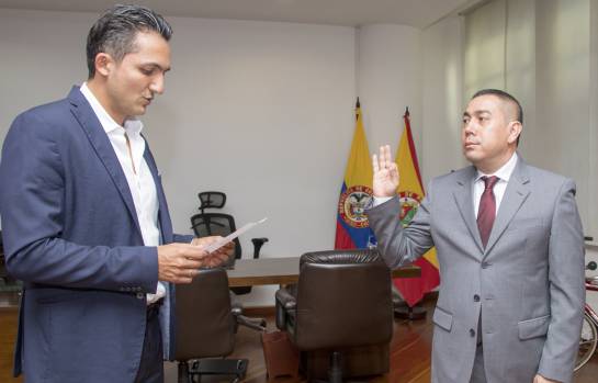 Se firmó el contrato de concesión con el nuevo operador del Megabús Se firmó el contrato de concesión con el nuevo operador del Megabús