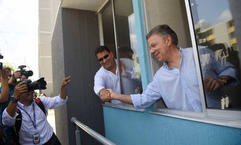 Juan Manuel Santos entrega viviendas en Candelaria: Santos anunció en el Valle la entrega de 1,7 millones de viviendas