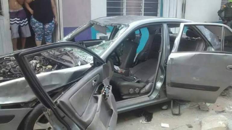 Tratan de linchar a presunto violador en Tuluá: En Tuluá destruyen vehículo de un violador y tratan de lincharlo