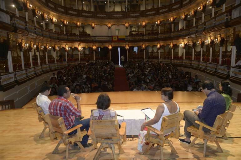 Panel académico sobre comunicación social en Cartagena: Panel académico sobre comunicación social en Cartagena