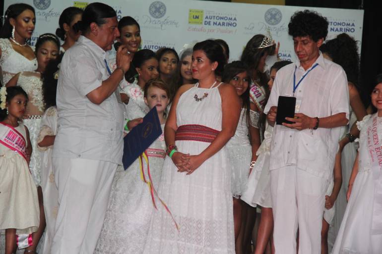 Se realizó con éxito el desfile "América una sola bandera" en Cartagena