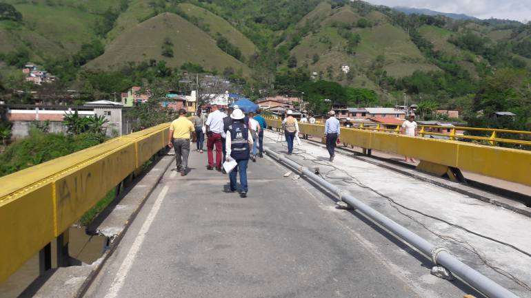 Puente de Irra: El 28 de marzo habrá paso para camiones por el puente de Irra