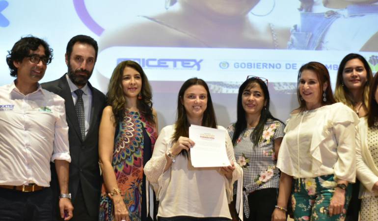 Bienestar Familiar: ICBF crea fondo educativo para financiar estudios de madres comunitarias
