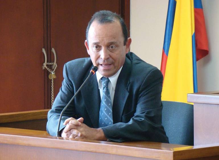 Santiago, Uribe, Vélez: Defensa de Santiago Uribe Vélez pide libertad por vencimiento de términos