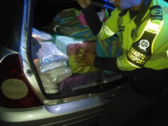 Narcotráfico: Cargamento de droga incautado en carreteras del Tolima Narcotráfico: Cargamento de droga incautado en carreteras del Tolima