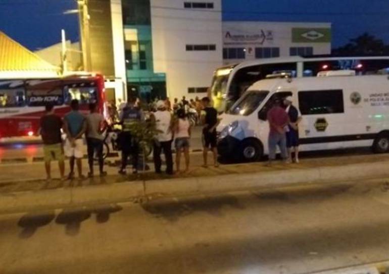 Muere hombre arrollado por un Transcaribe en Cartagena: Muere hombre arrollado por un Transcaribe en Cartagena